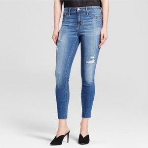 Women's jeans high rise raw Hem Jegging